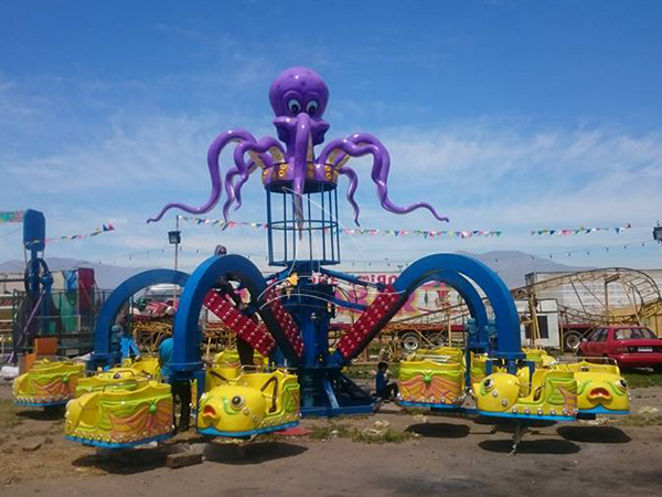 Atracciones pulpo de giratorio