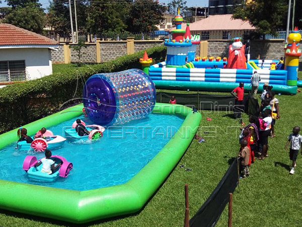 Juegos inflables de piscina nuestros clientes de Kenia